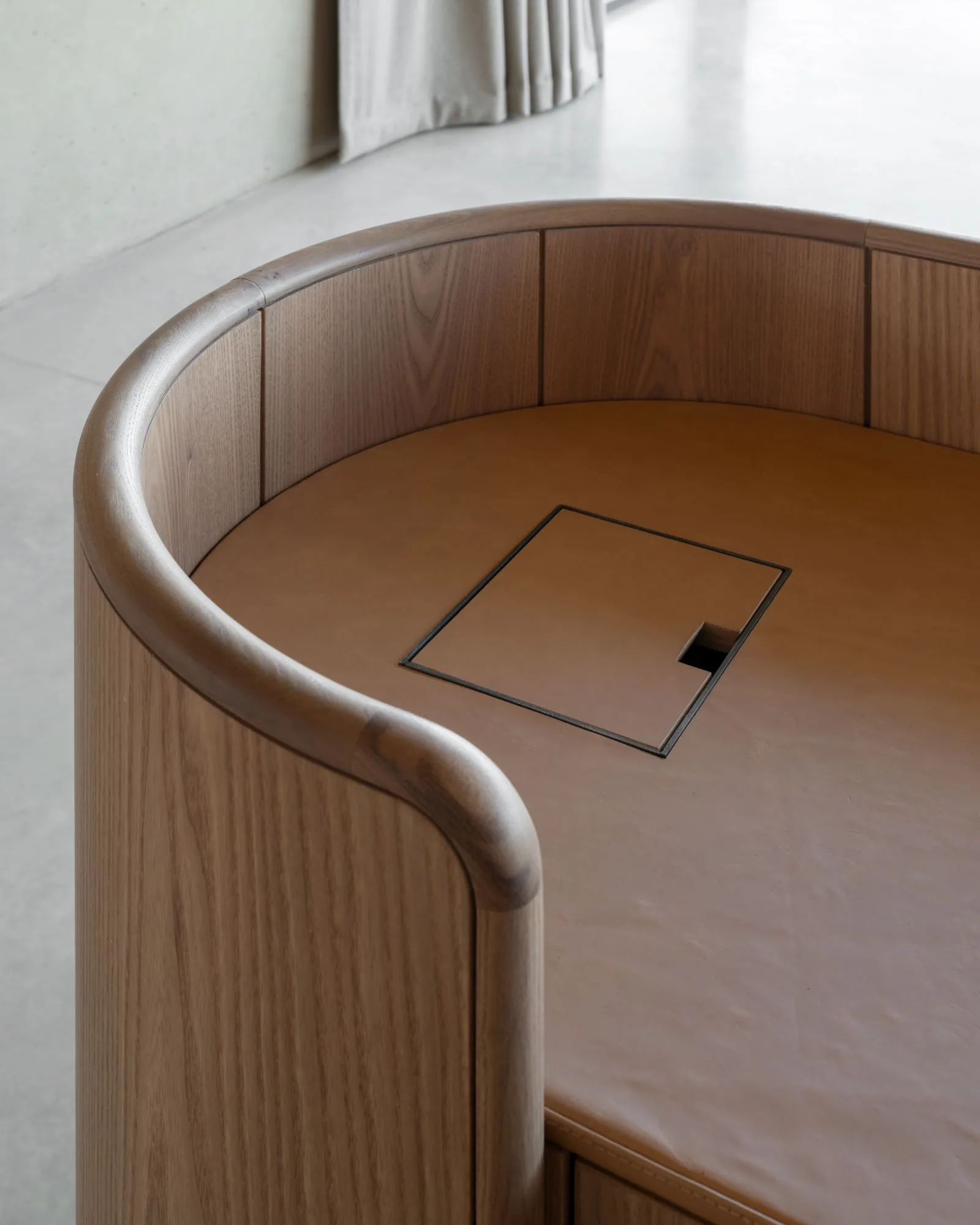 A curved Douglas fir joinery corner, worked by hand.
